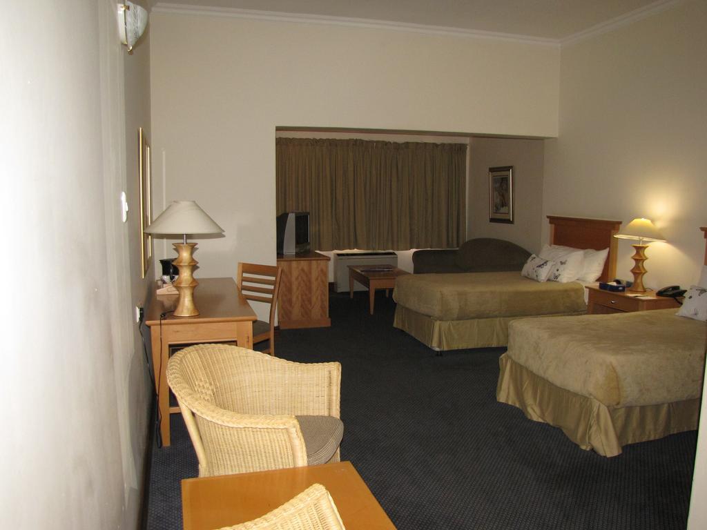 The George Hotel Manzini Exteriör bild